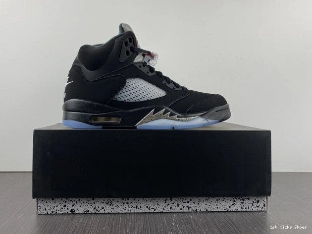 5 Black 592 SportInspired Jordan 845035- (2016) Retro Metallic 0111
